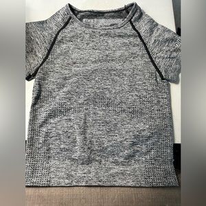 PINK Seamless Workout Tight crop top